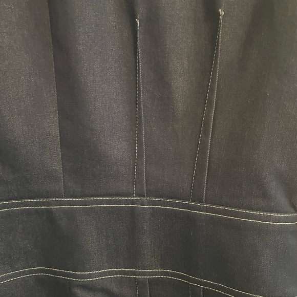 #3037. Julie Mitchell Urban Collection 3-Button Jacket w/Pleats/Pockets. Size M - Picture 7 of 12